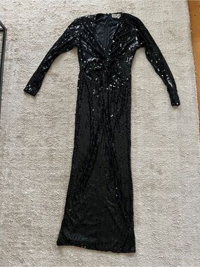 Oleg Cassini Black Sequin Long Sleeve Twist-Front Gown